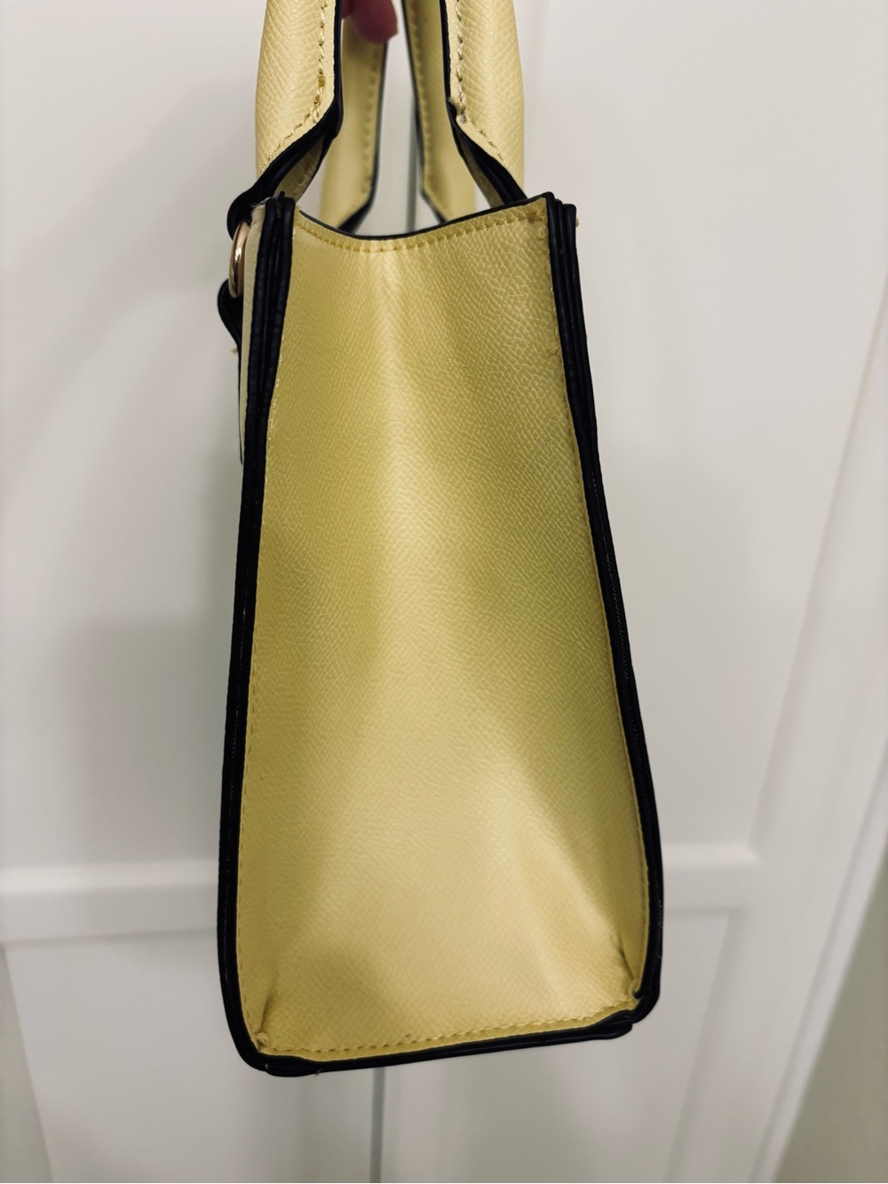 Aldo soft yellow structured satchel - EUC - Picture 6 of 8